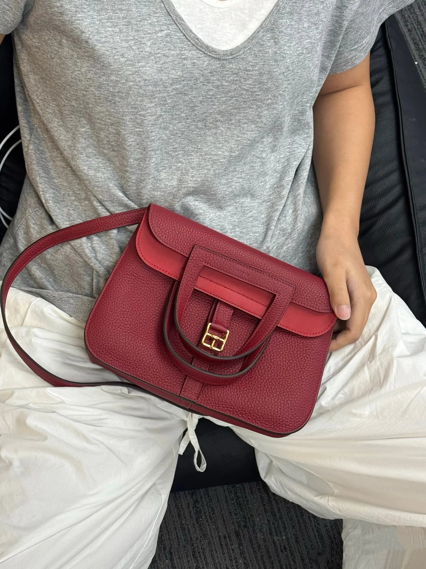 Taurillon Clémence Halzan Verso Fermoir Argenté 25 Rouge Framboise