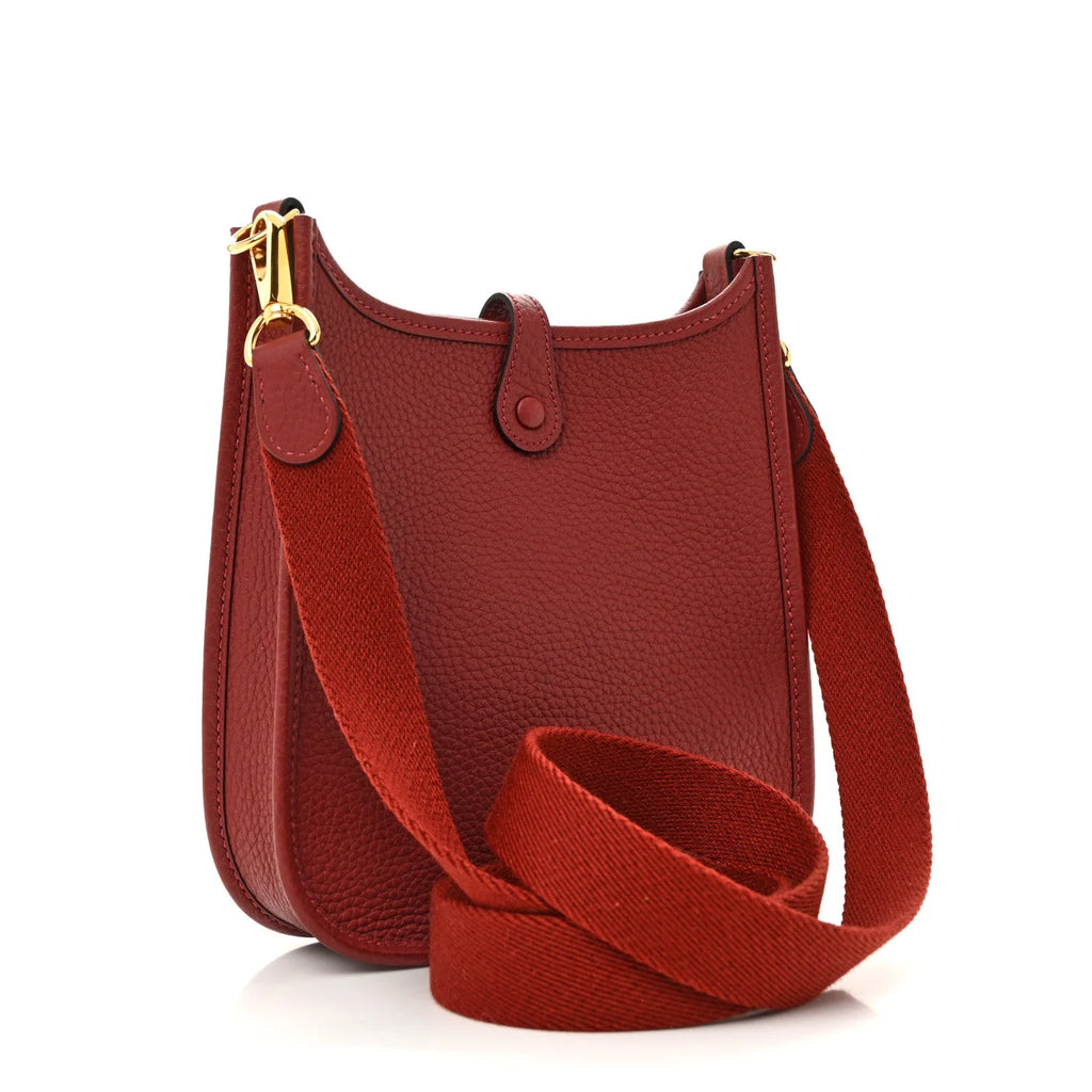 Evelyne III TPM Rouge Taurillon Clemence