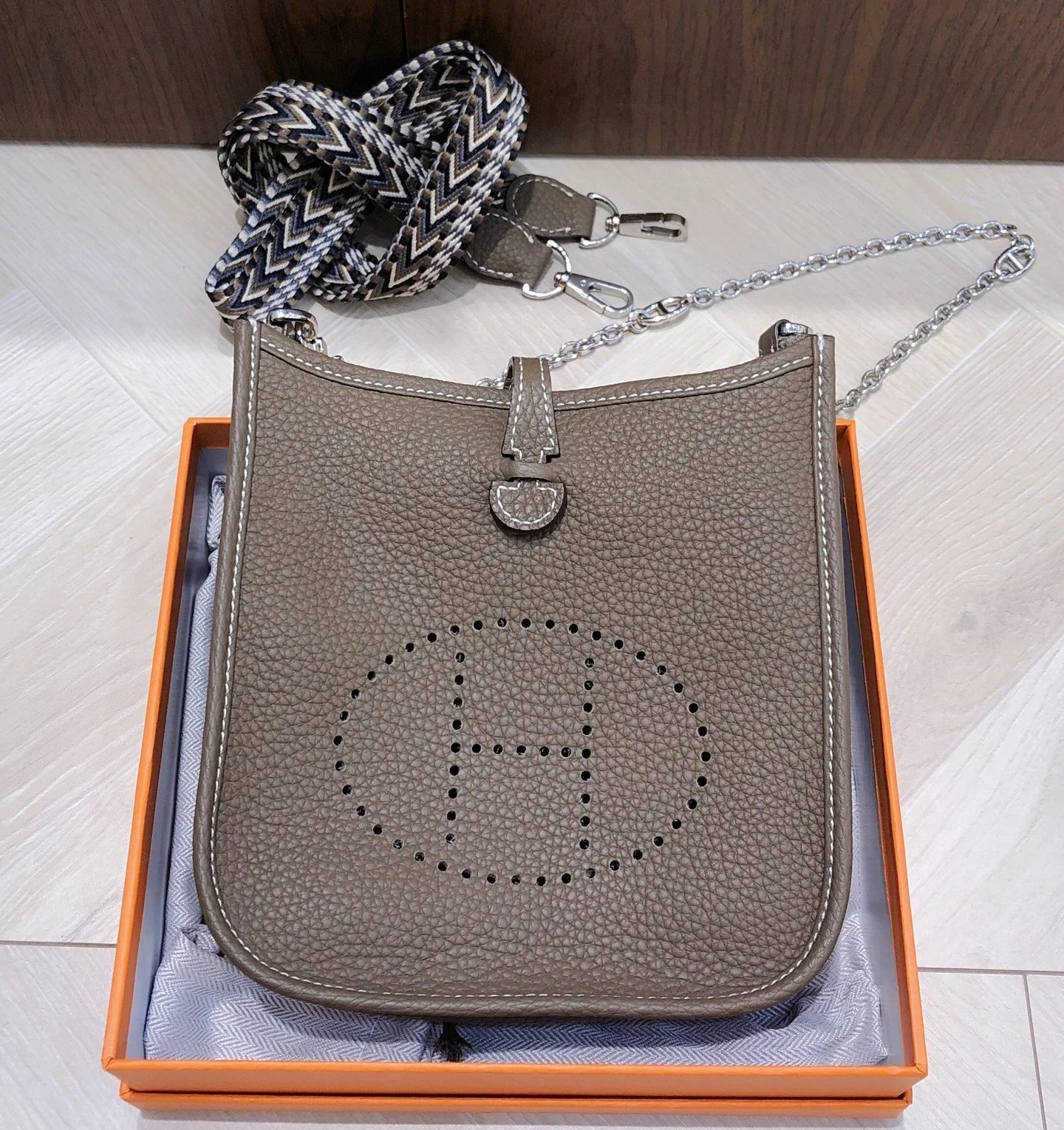 Evelyne TPM Clemence Étoupe & Bleu Indigo Clemence Leather