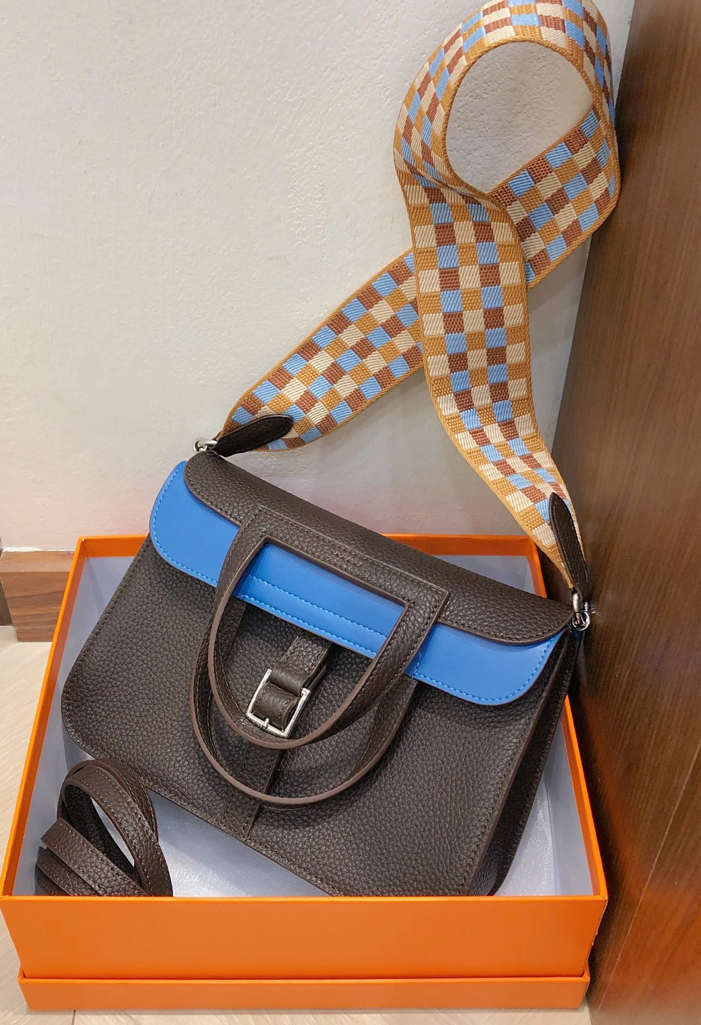 Halzan 25, original TC leather color-block design with silver hardware, ebony blue
