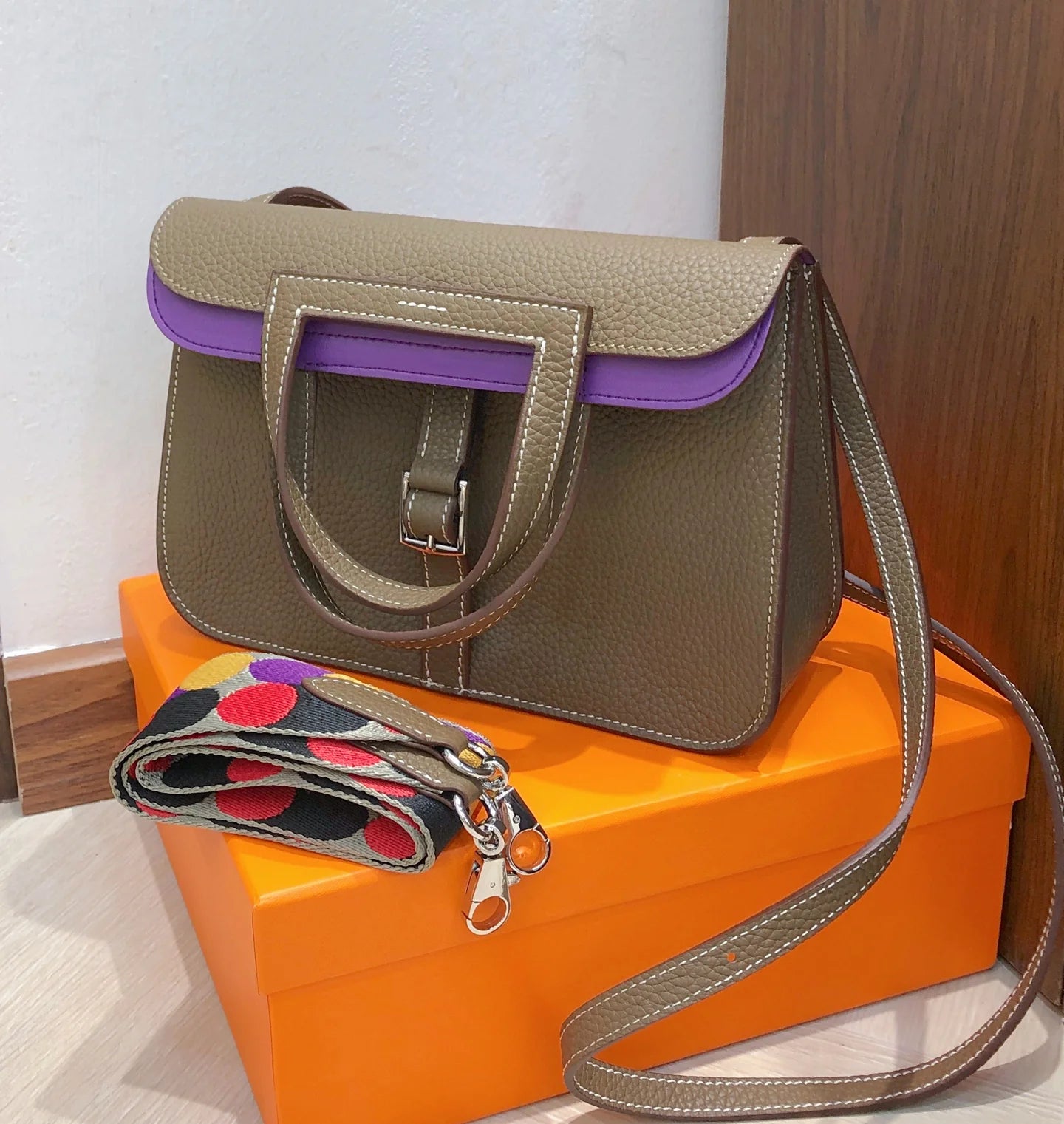 Halzan 25, original TC leather with silver hardware, elephant grey and purple