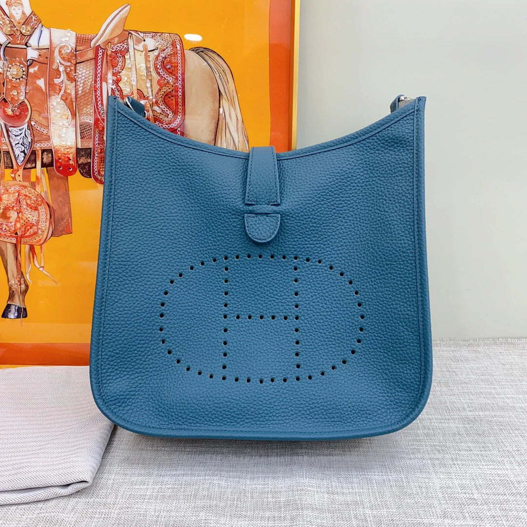 Evelyne III GM Blue Jean Taurillon Clemence