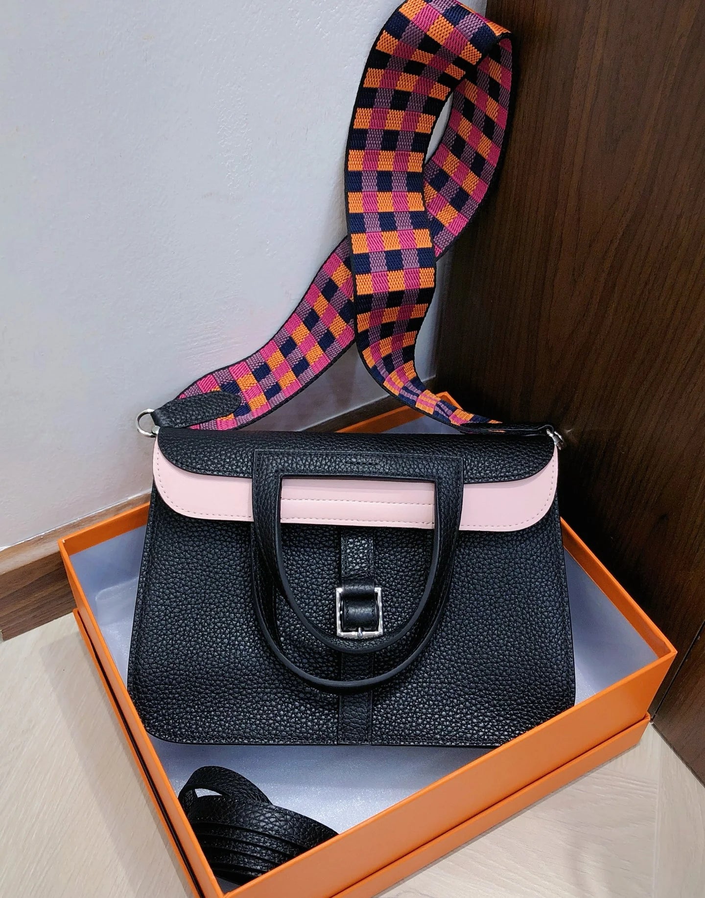 Halzan 25, original TC leather color-block design with silver hardware, black and dreamy purple